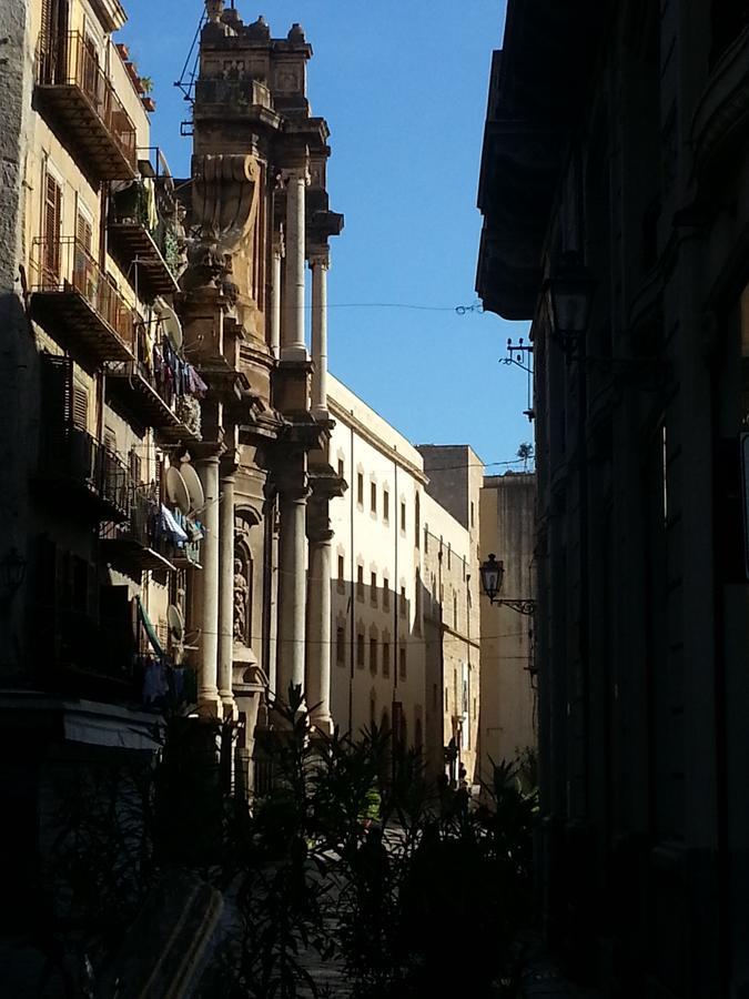 Ai Lattarini House Panzió Palermo Kültér fotó