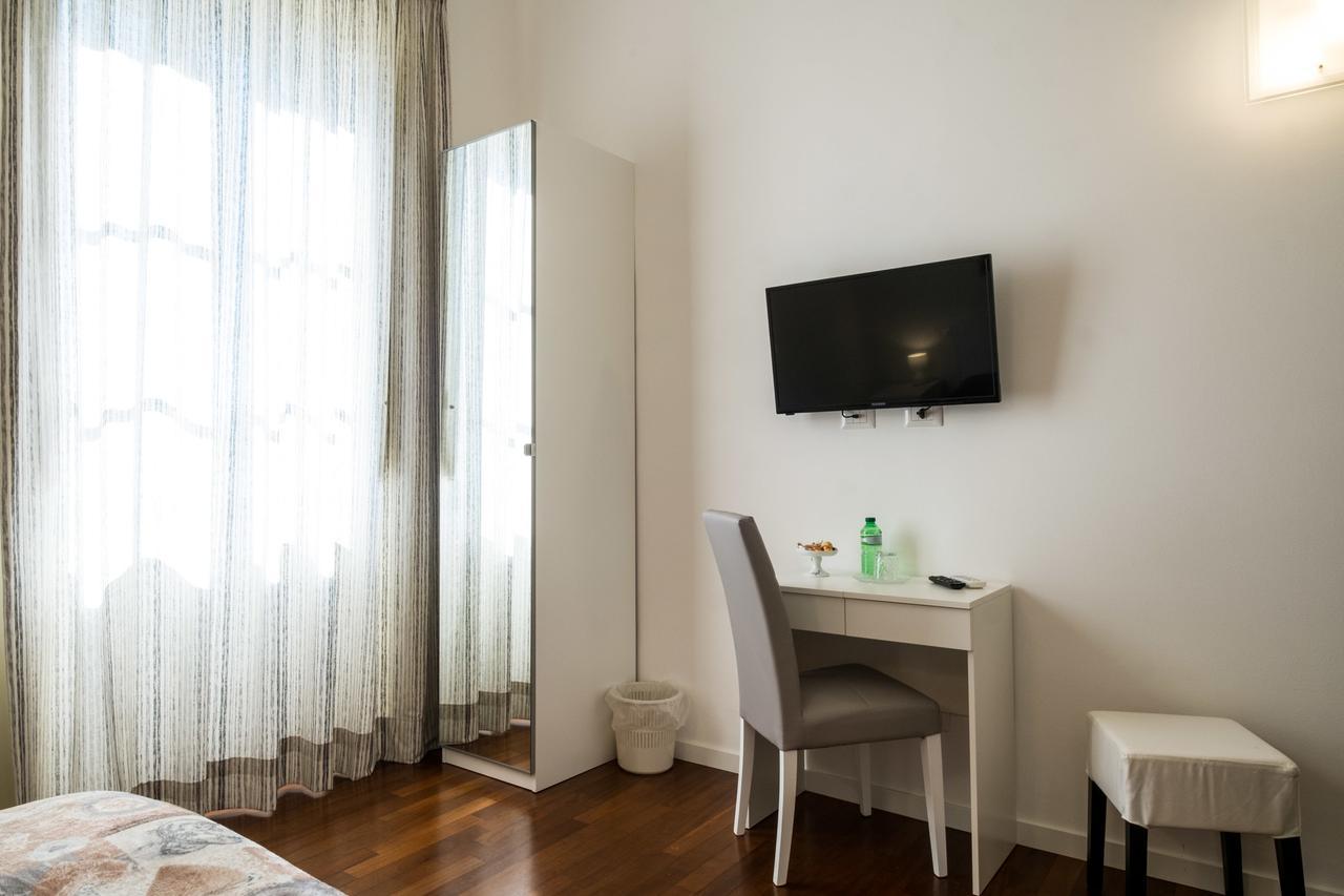 Ai Lattarini House Panzió Palermo Kültér fotó