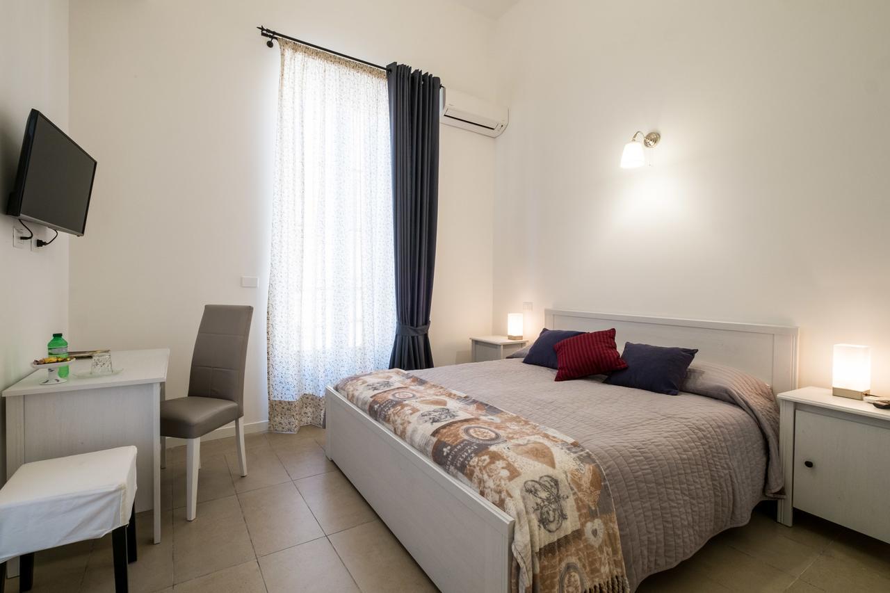 Ai Lattarini House Panzió Palermo Kültér fotó